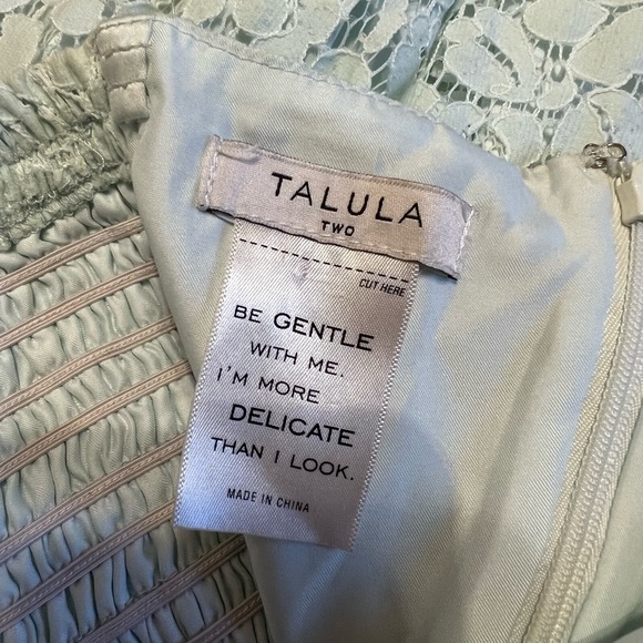 Aritzia Talula Strapless Light Seafoam Green - Picture 3 of 4